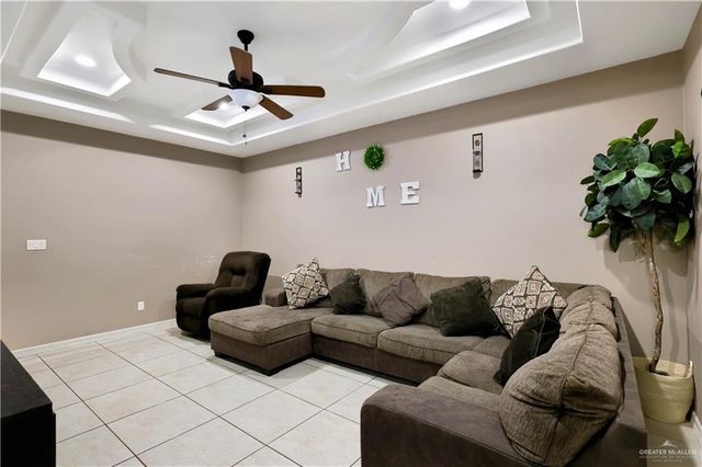 306 Los Laureles Drive, San Juan, TX 78589