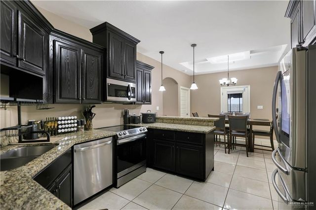 306 Los Laureles Drive, San Juan, TX 78589