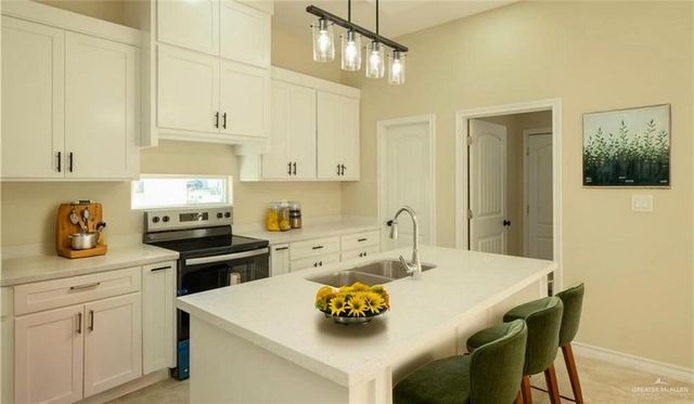 520 Pine Oak Street, Donna, TX 78537