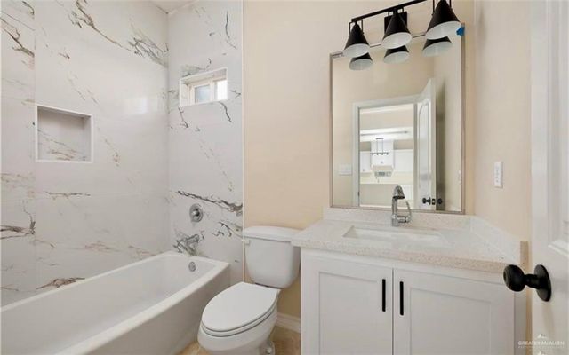 520 Pine Oak Street, Donna, TX 78537