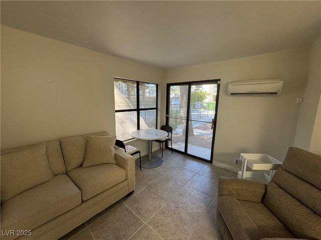 520 Elm Drive 103, Las Vegas, NV 89169