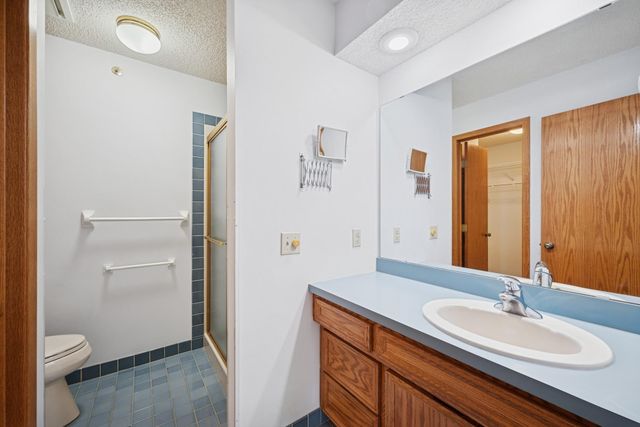 2639 Lake Court Circle 81, Mounds View, MN 55112