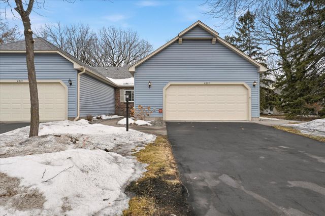 2639 Lake Court Circle 81, Mounds View, MN 55112