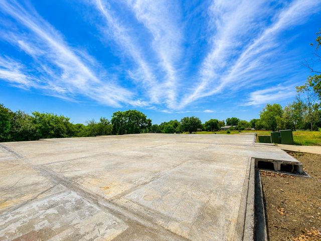 105 Memorial Drive, Denison, TX 75020