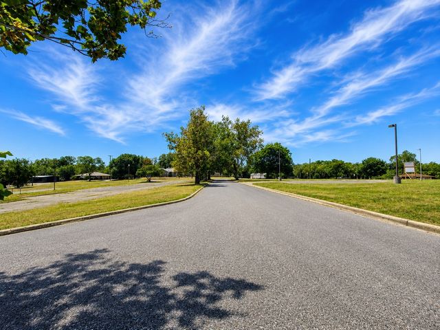 105 Memorial Drive, Denison, TX 75020