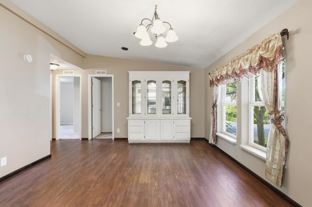3215 E Bull Run Ln, Mead, WA 99021