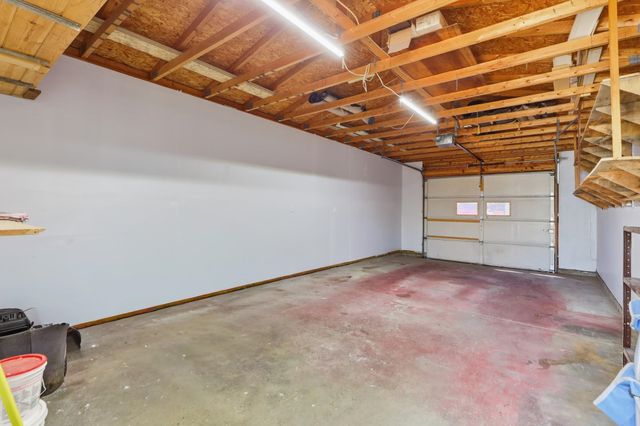 3215 E Bull Run Ln, Mead, WA 99021