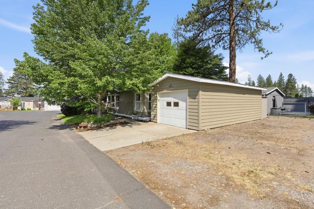 3215 E Bull Run Ln, Mead, WA 99021