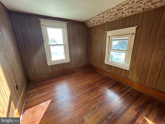 11308 MARBERN RD, Hagerstown, MD 21740
