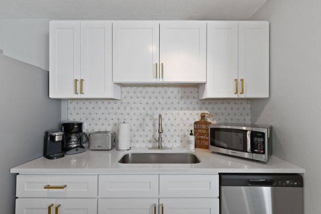 5112 Arbor Glen Road, The Colony, TX 75056