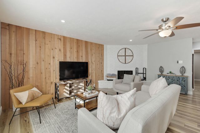 5112 Arbor Glen Road, The Colony, TX 75056