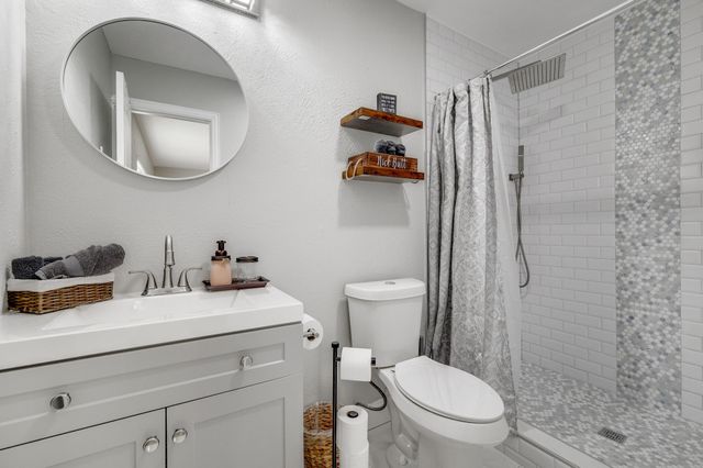 5112 Arbor Glen Road, The Colony, TX 75056