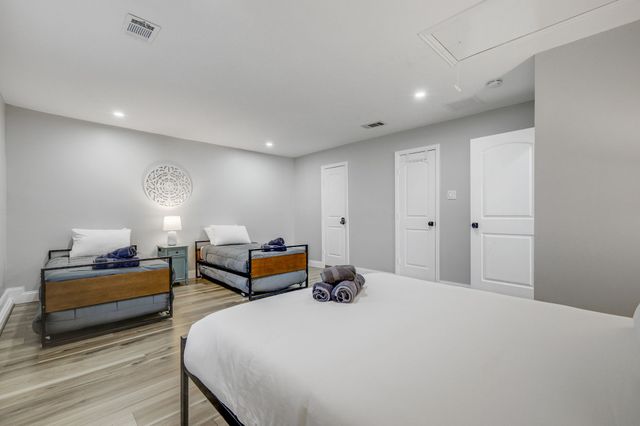 5112 Arbor Glen Road, The Colony, TX 75056