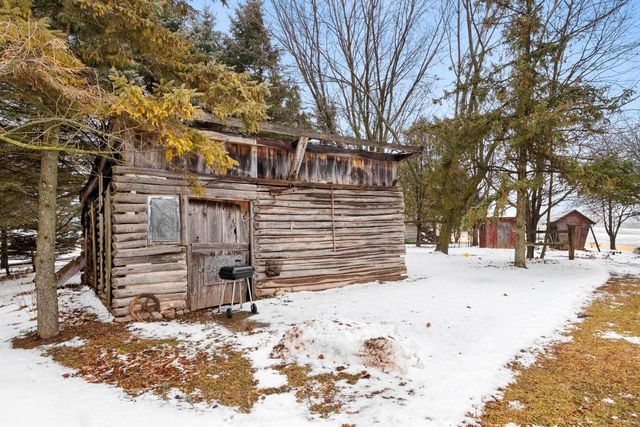 7173 COUNTY HWY PP, Greenleaf, WI 54126