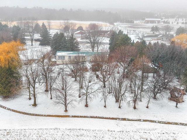 7173 COUNTY HWY PP, Greenleaf, WI 54126