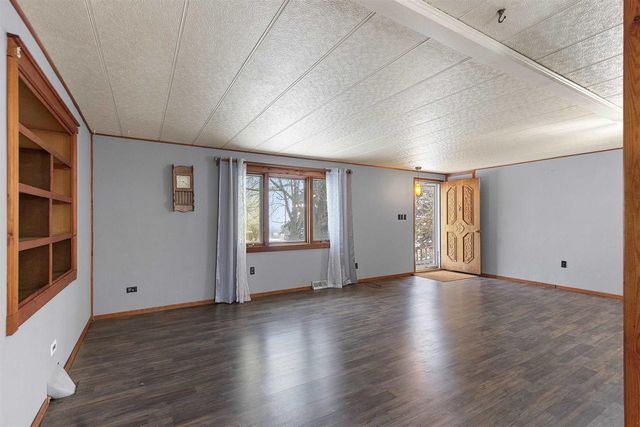 7173 COUNTY HWY PP, Greenleaf, WI 54126