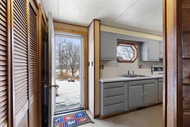 7173 COUNTY HWY PP, Greenleaf, WI 54126