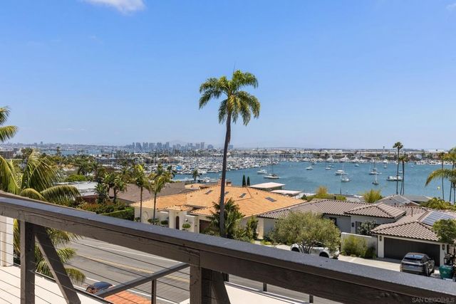 858 Rosecrans, San Diego, CA 92106