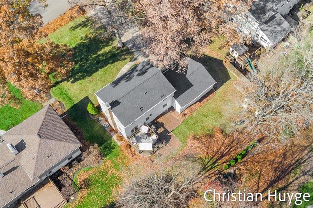 7617 Primrose Lane, Portage, MI 49024