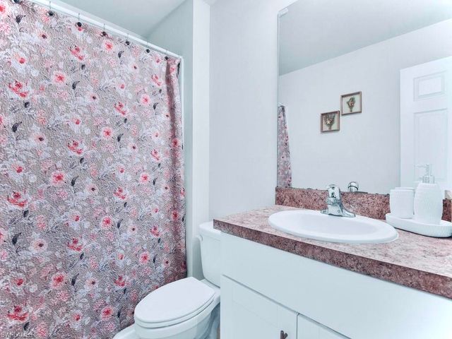 10545 Crossback LN, Lehigh Acres, FL 33936