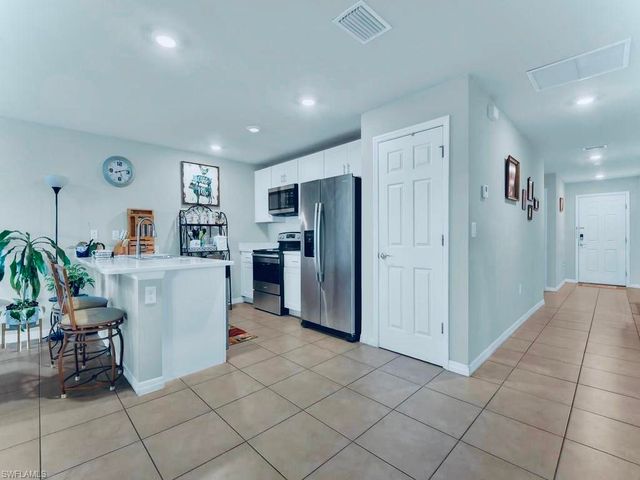 10545 Crossback LN, Lehigh Acres, FL 33936