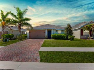 10545 Crossback LN, Lehigh Acres, FL 33936