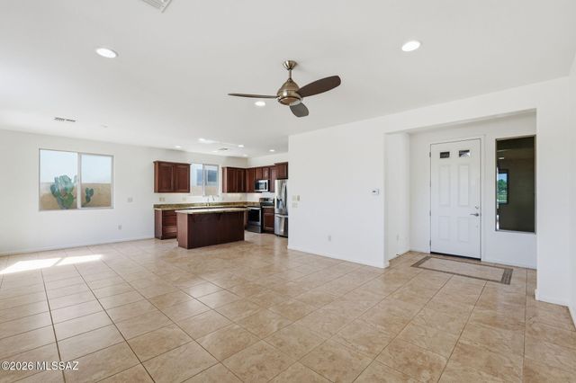 60500 E Arroyo Vista Drive, Oracle, AZ 85623