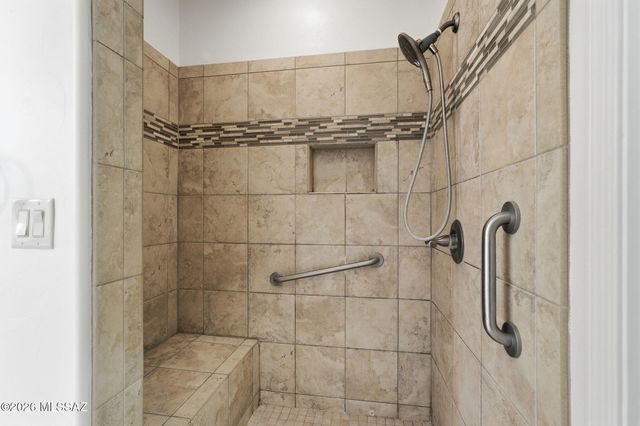 60500 E Arroyo Vista Drive, Oracle, AZ 85623