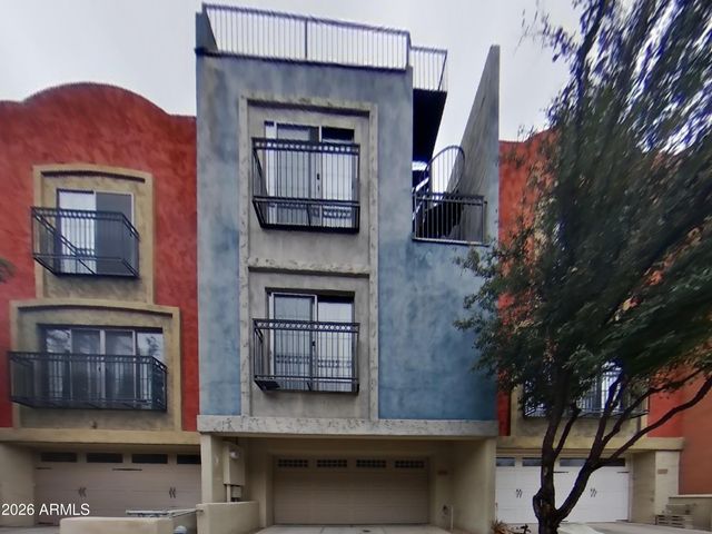 3446 E AVALON Drive, Phoenix, AZ 85018