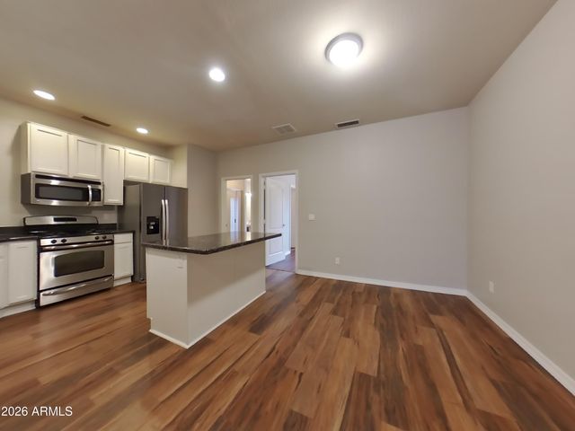 3446 E AVALON Drive, Phoenix, AZ 85018