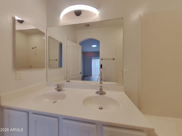 3446 E AVALON Drive, Phoenix, AZ 85018