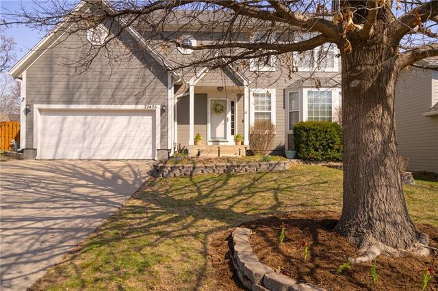 21436 W 48th. Street, Shawnee, KS 66226