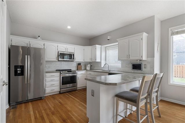 21436 W 48th. Street, Shawnee, KS 66226