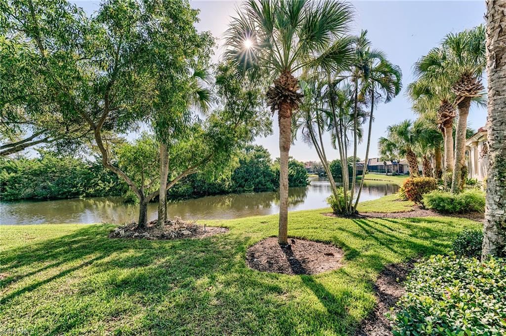 8920 Crown Colony BLVD, FORT MYERS, FL 33908 — photo 5