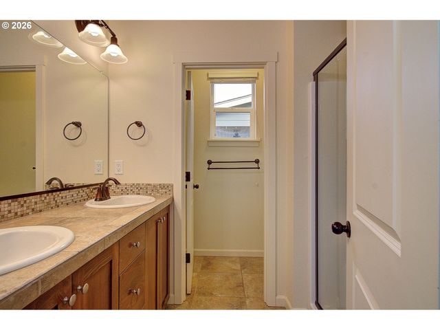 14005 Ne 102ND St, Vancouver, WA 98682