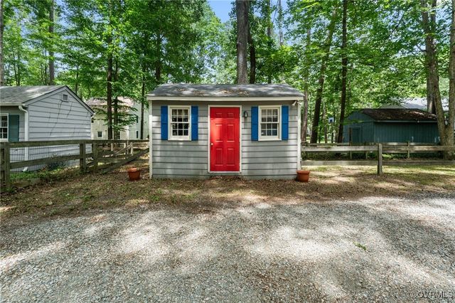 4337 Collingswood Dr, Chesterfield, VA 23832