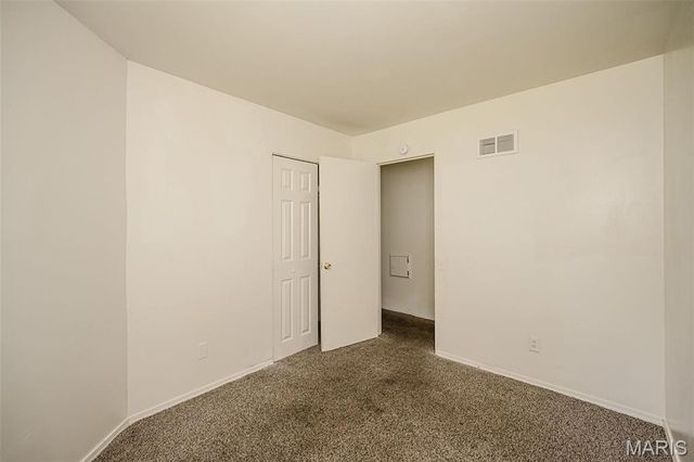 2512 Netherton Drive, St Louis, MO 63136