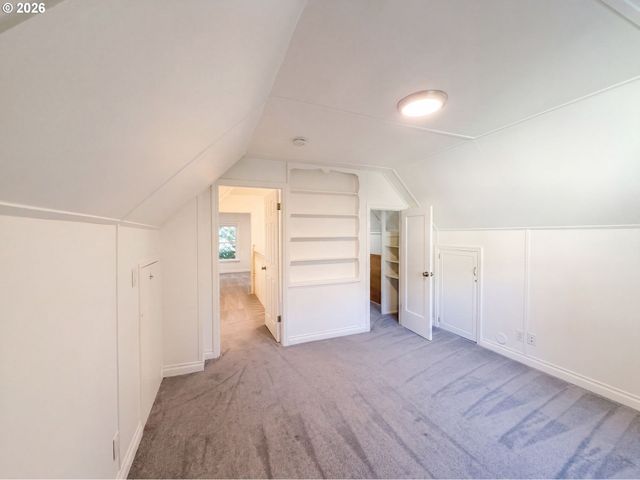 605 ASH St, Lake Oswego, OR 97034
