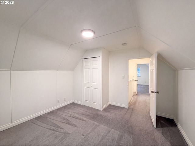 605 ASH St, Lake Oswego, OR 97034