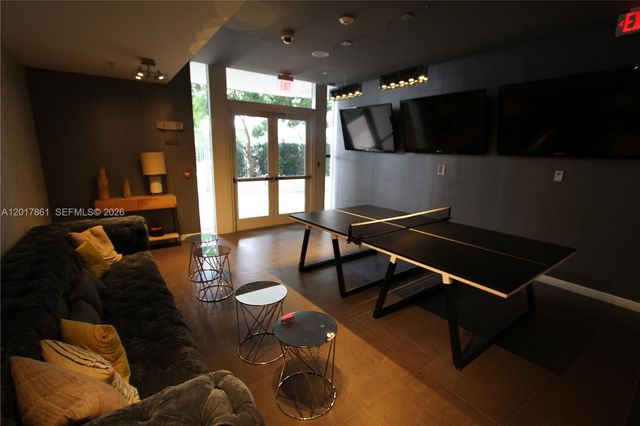 2100 Park Avenue 202, Miami Beach, FL 33139