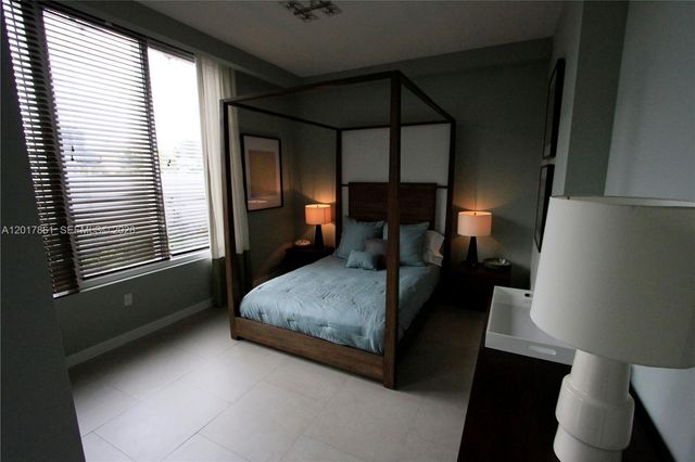 2100 Park Avenue 202, Miami Beach, FL 33139