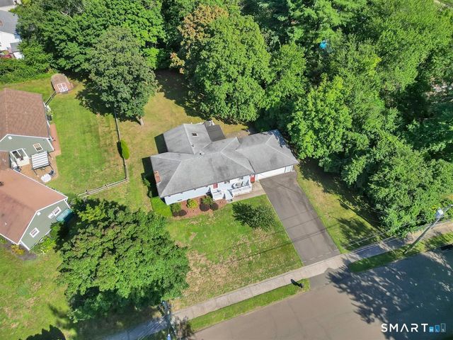 28 Centerbrook Road, North Haven, CT 06473