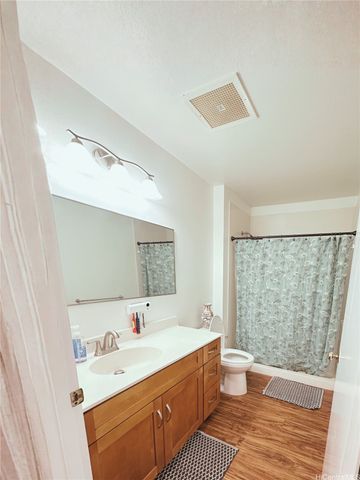 94-534 Kupuohi Street 21102, Waipahu, HI 96797