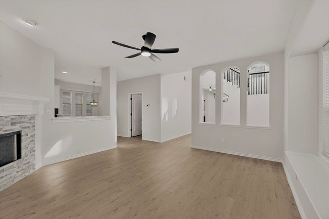 1213 King George Lane, Savannah, TX 76227