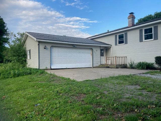 1961 HANNON Road, Erie, PA 16510