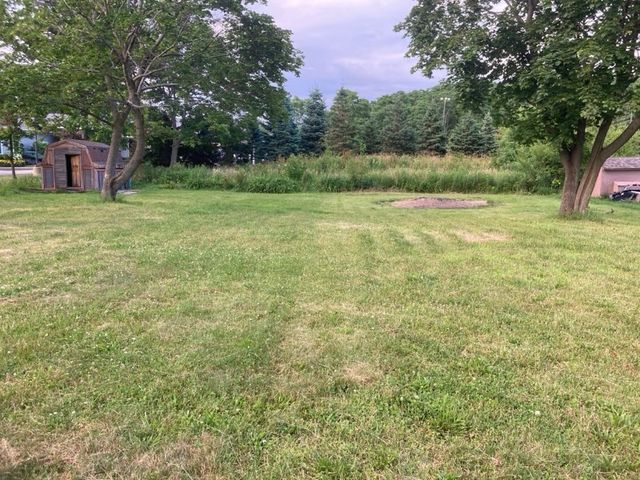 1961 HANNON Road, Erie, PA 16510