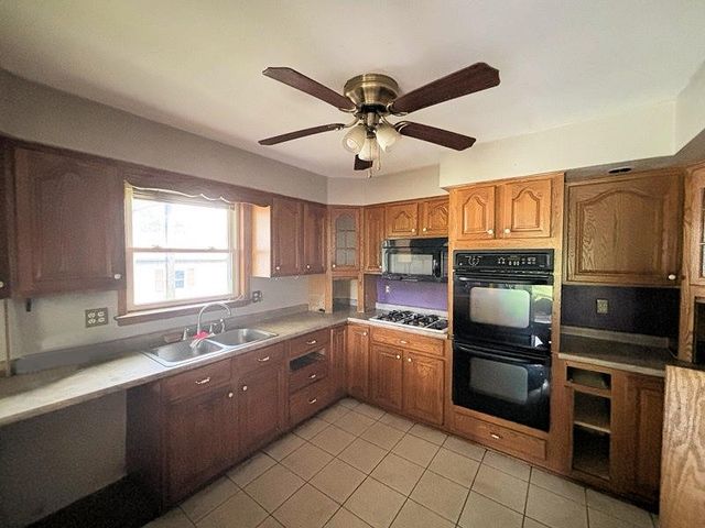 1961 HANNON Road, Erie, PA 16510