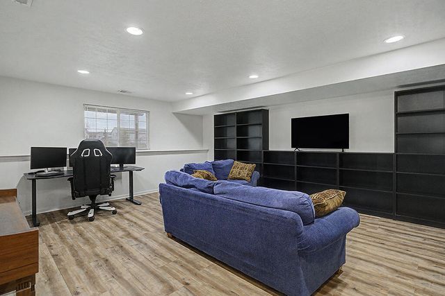 5423 Rivertown Circle SW, Wyoming, MI 49418