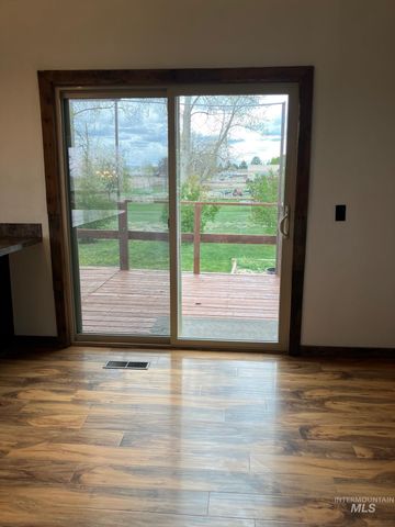 1531 Briarwood Ln, Twin Falls, ID 83301