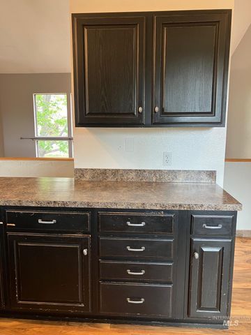 1531 Briarwood Ln, Twin Falls, ID 83301